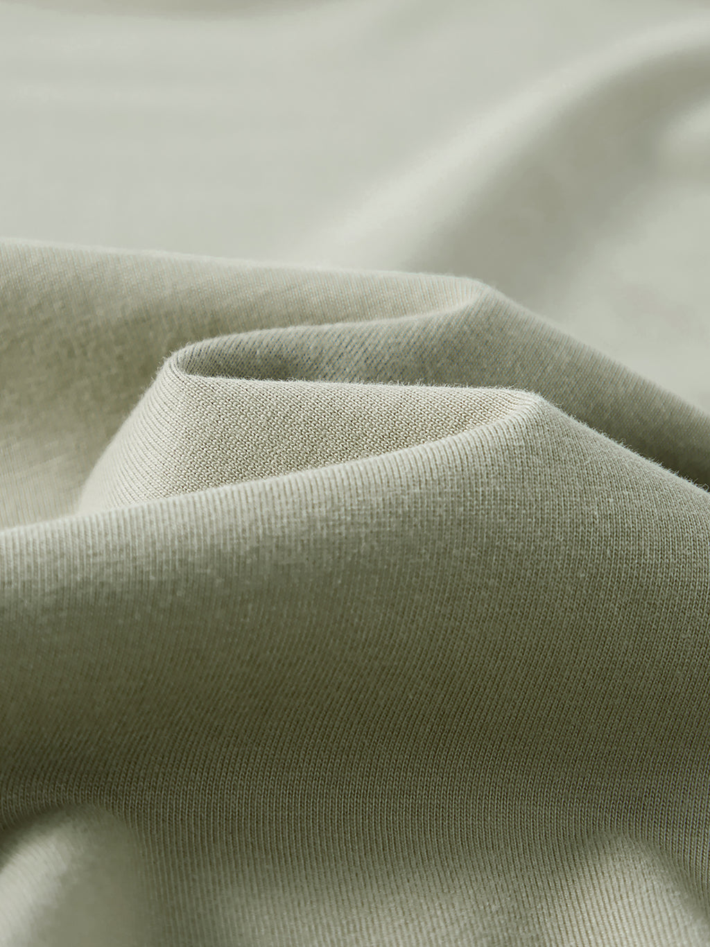 OVERSIZED LONGSLEEVES