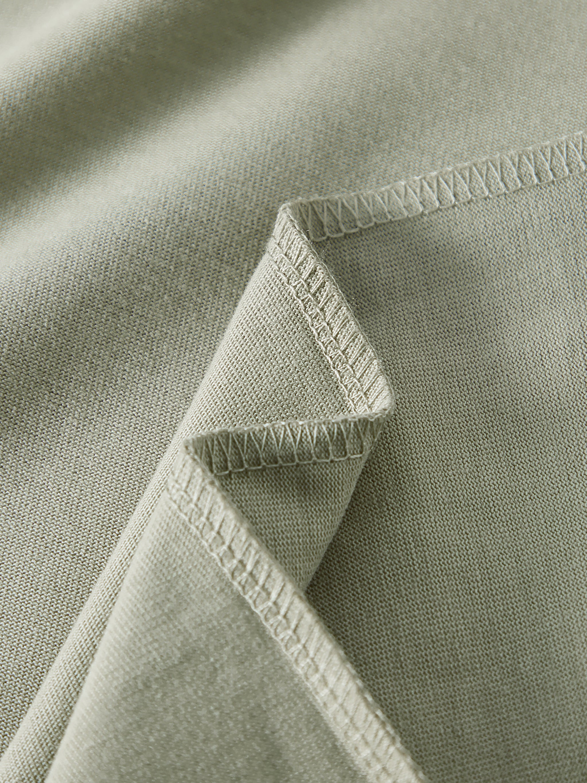 OVERSIZED LONGSLEEVES