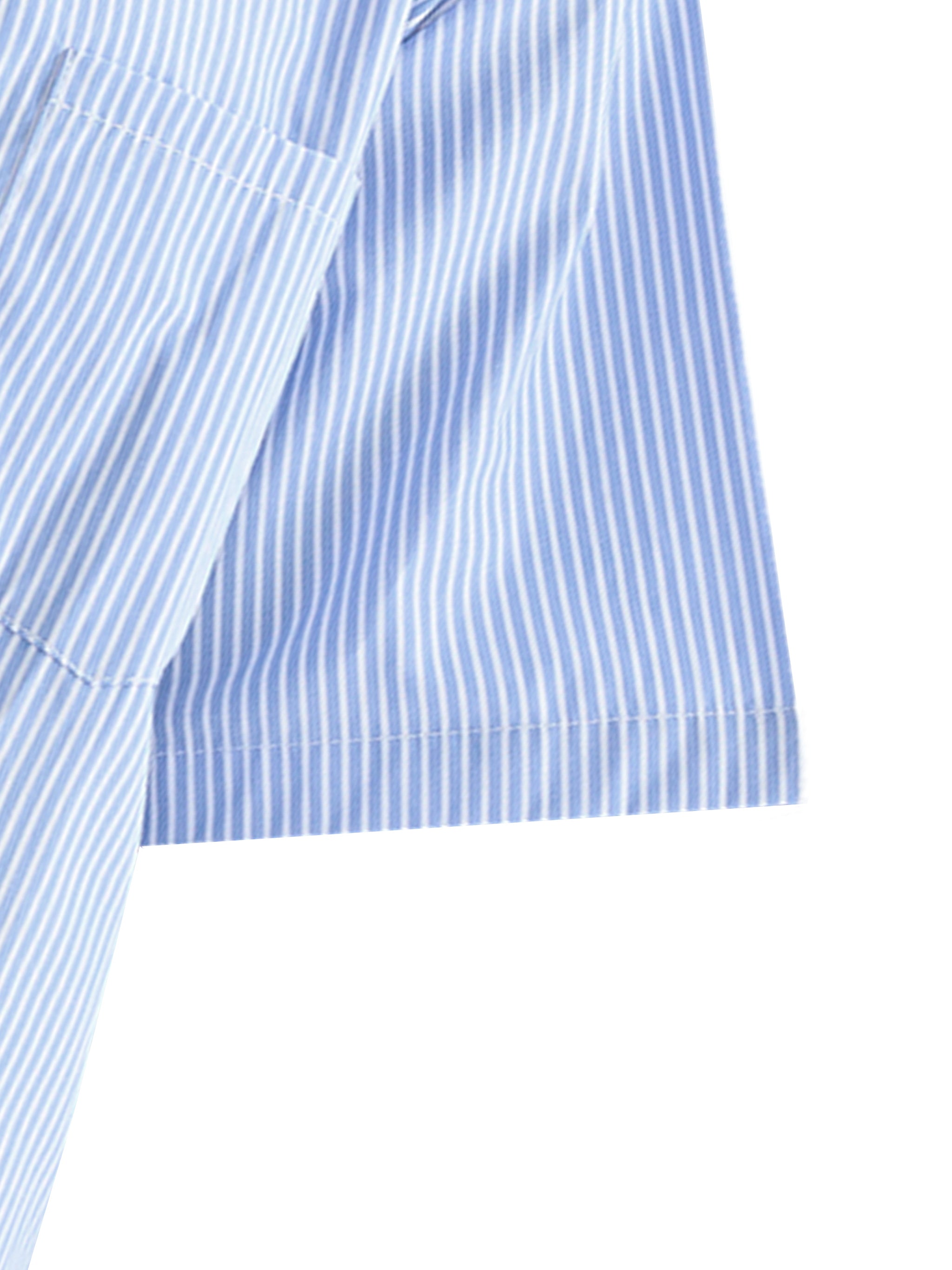 VERTICAL STRIPE BUTTON UP