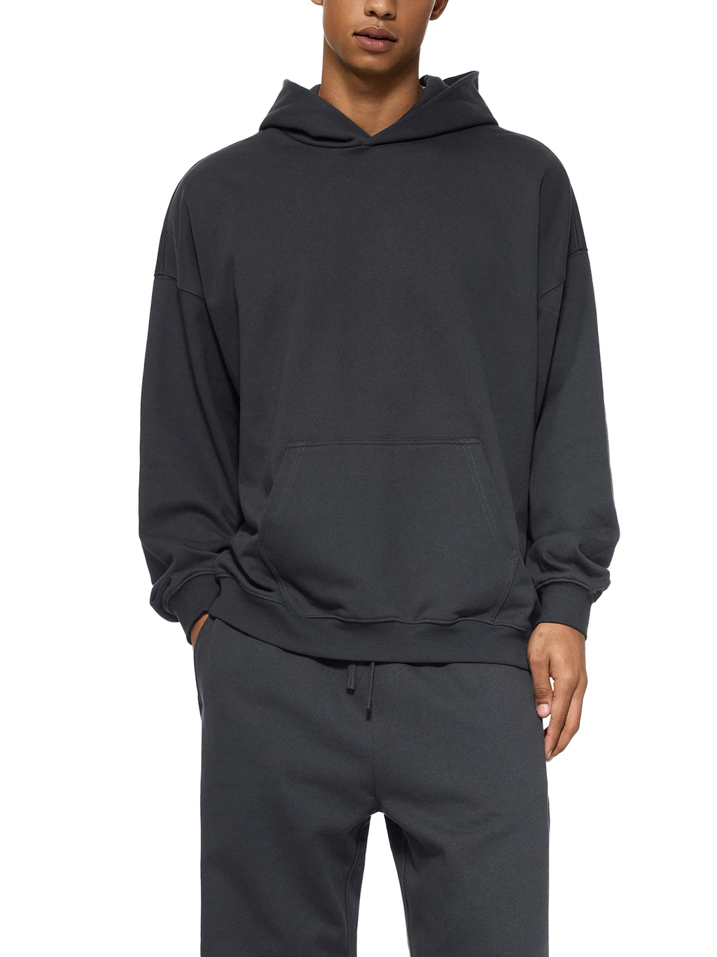 ESSENTIAL HEAVYWEIGHT HOODIES