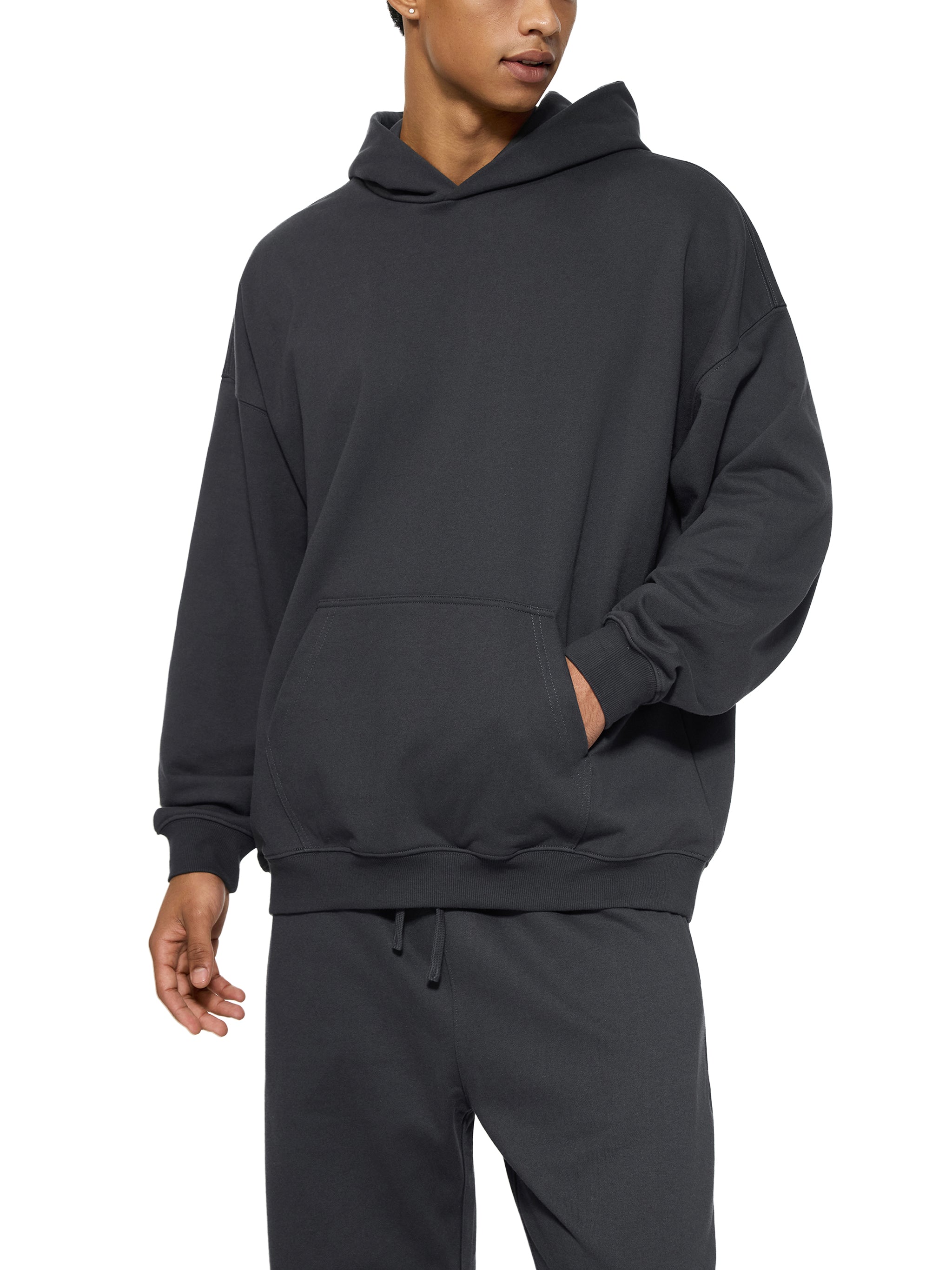 ESSENTIAL HEAVYWEIGHT HOODIES