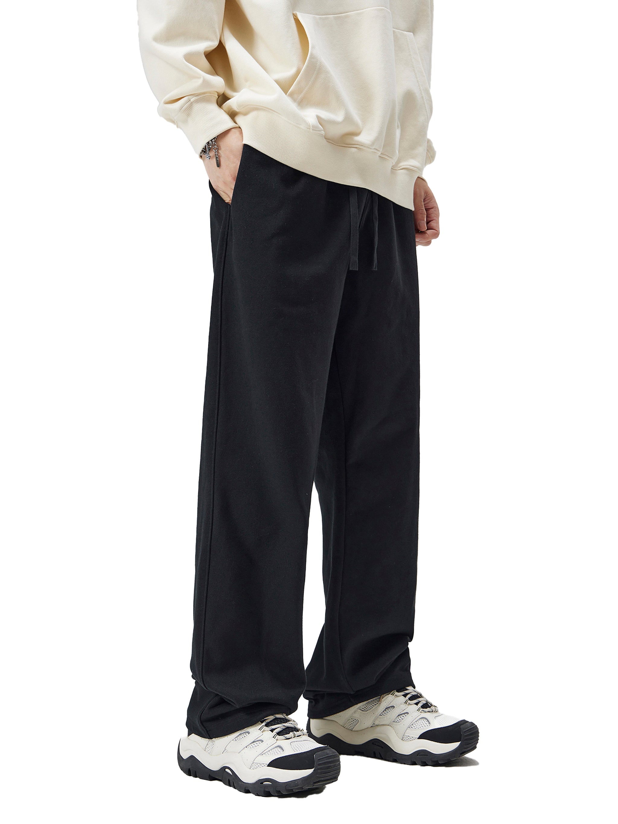 HEAVYWEIGHT STRAIGHT PANTS