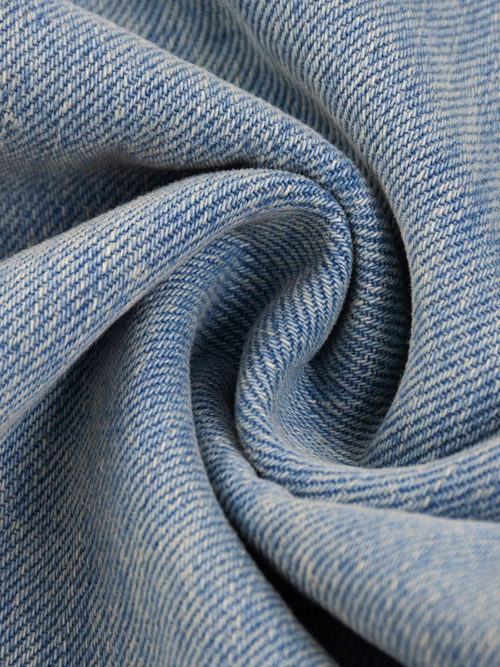 LIGHT BLUE DENIM JEANS