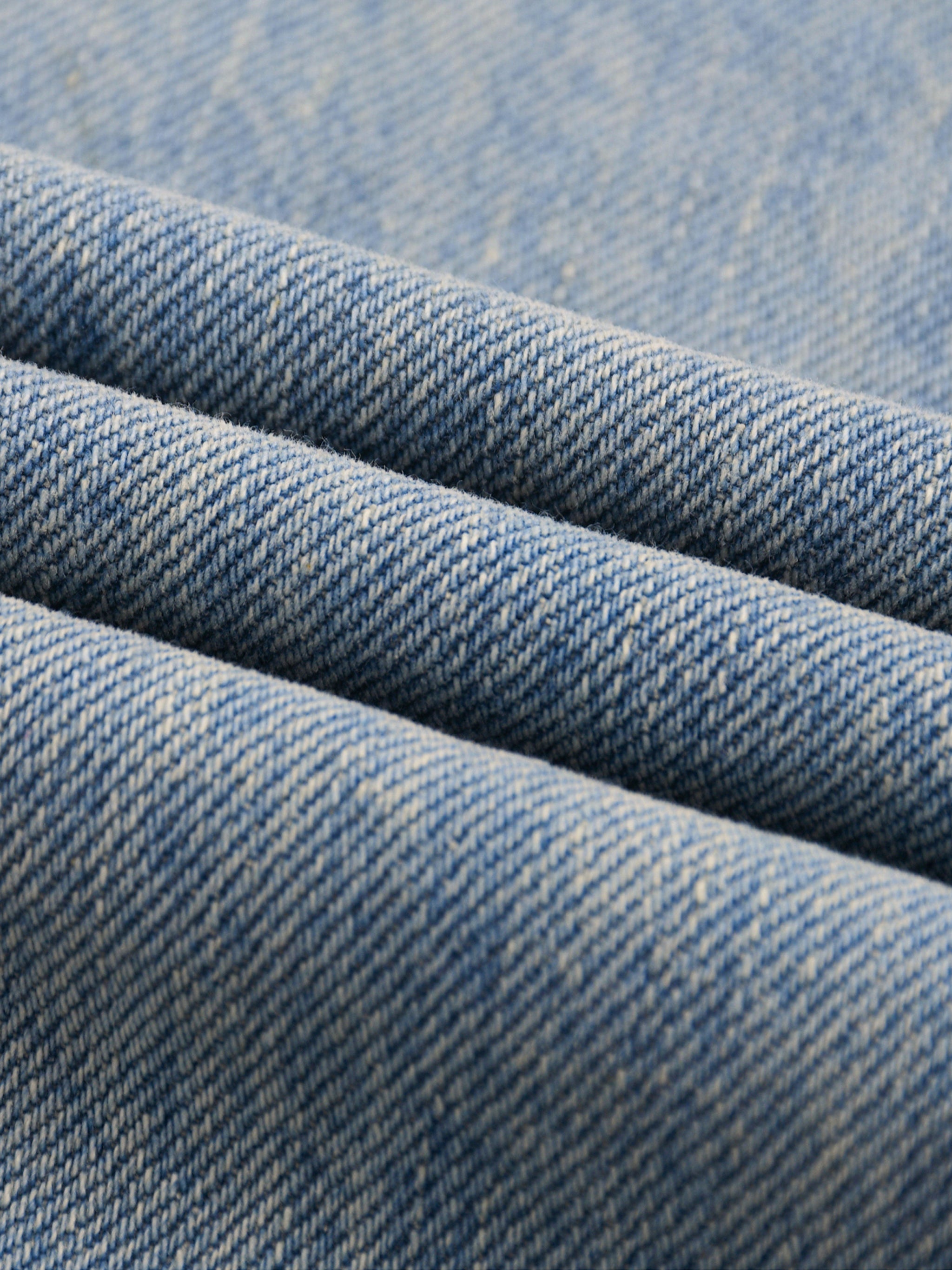 LIGHT BLUE DENIM JEANS