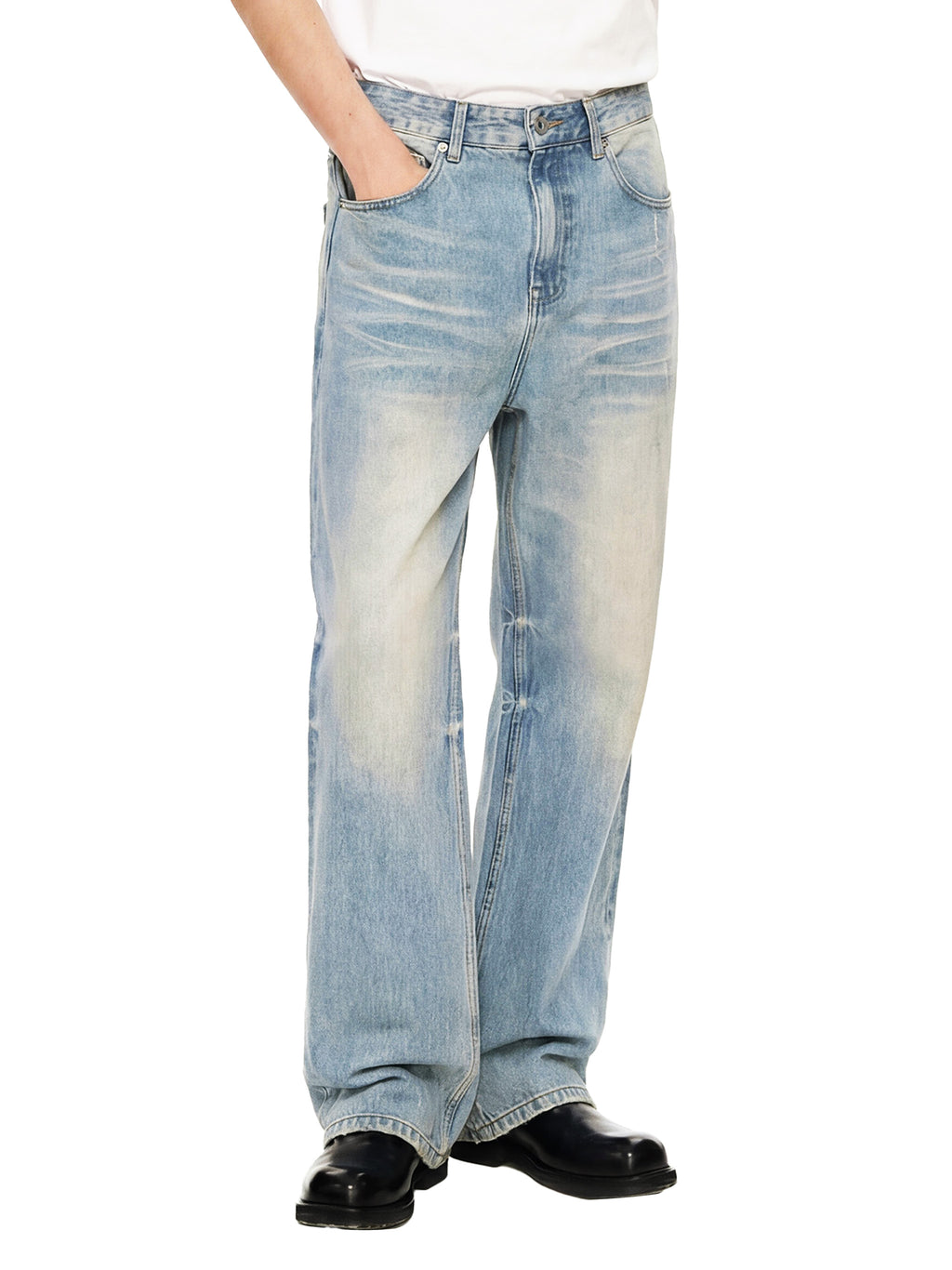 LIGHT BLUE DENIM JEANS
