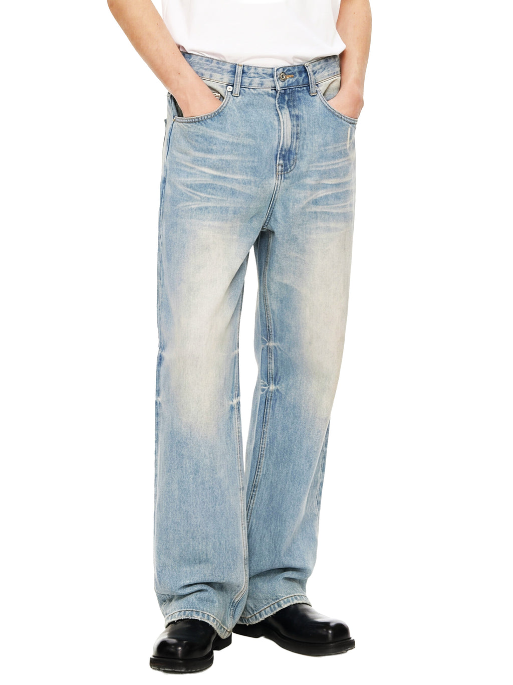 LIGHT BLUE DENIM JEANS