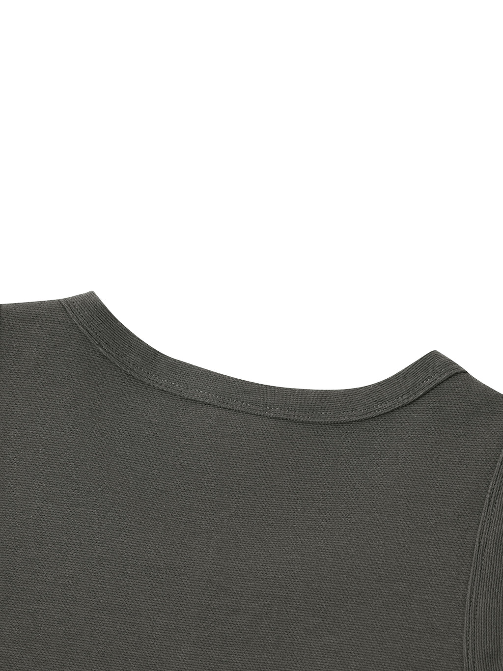 HEAVYWEIGHT TANK TOPS