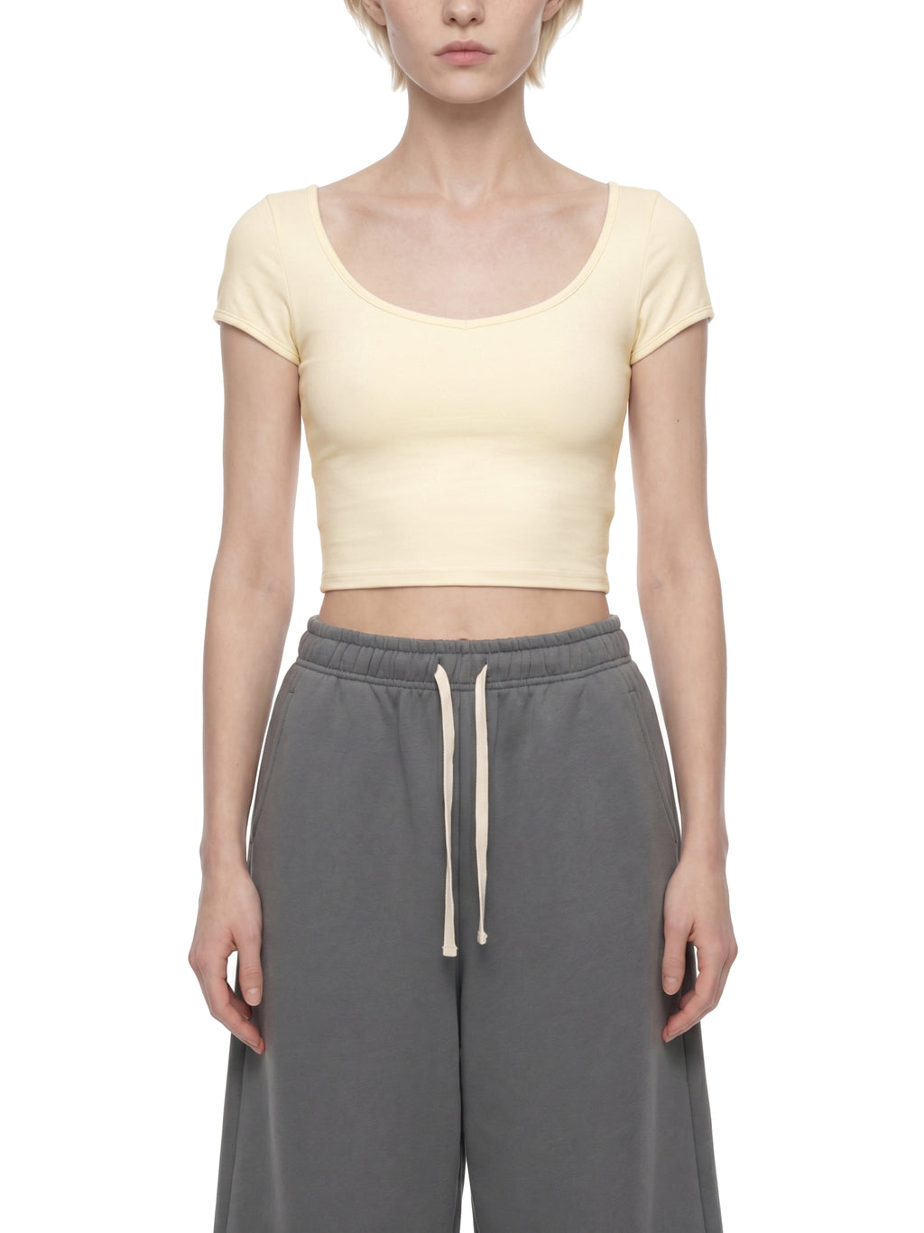 WOMEN'S SLIM CROP TOP