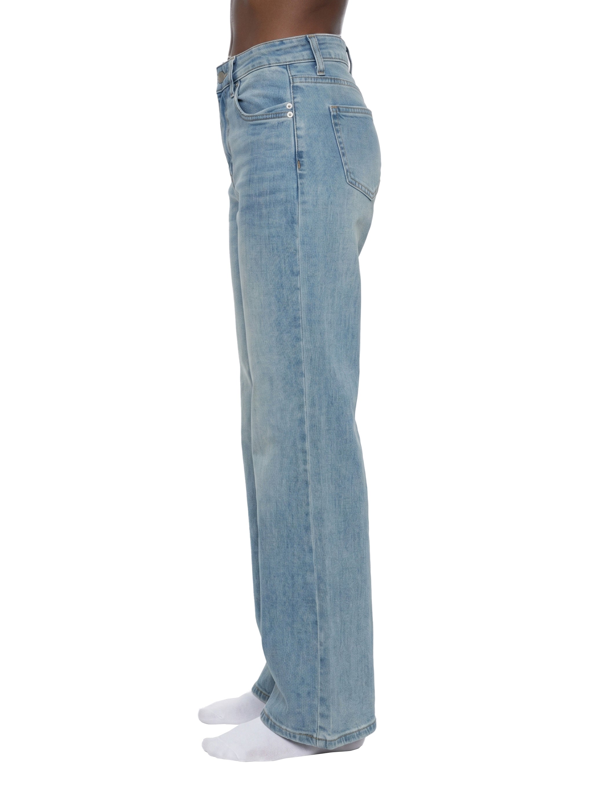 WOMEN'S FLARED JEANS