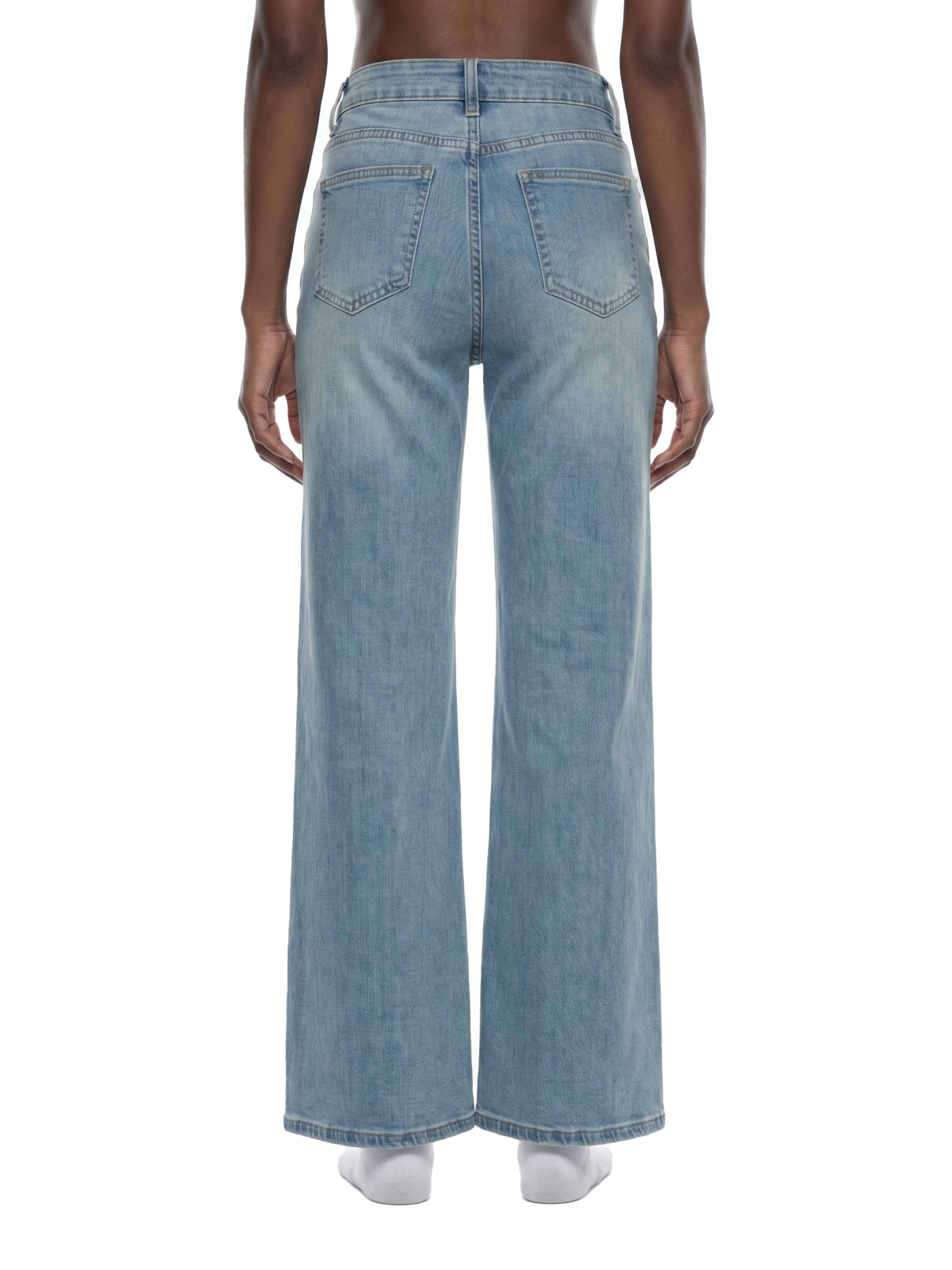 WOMEN'S FLARED JEANS