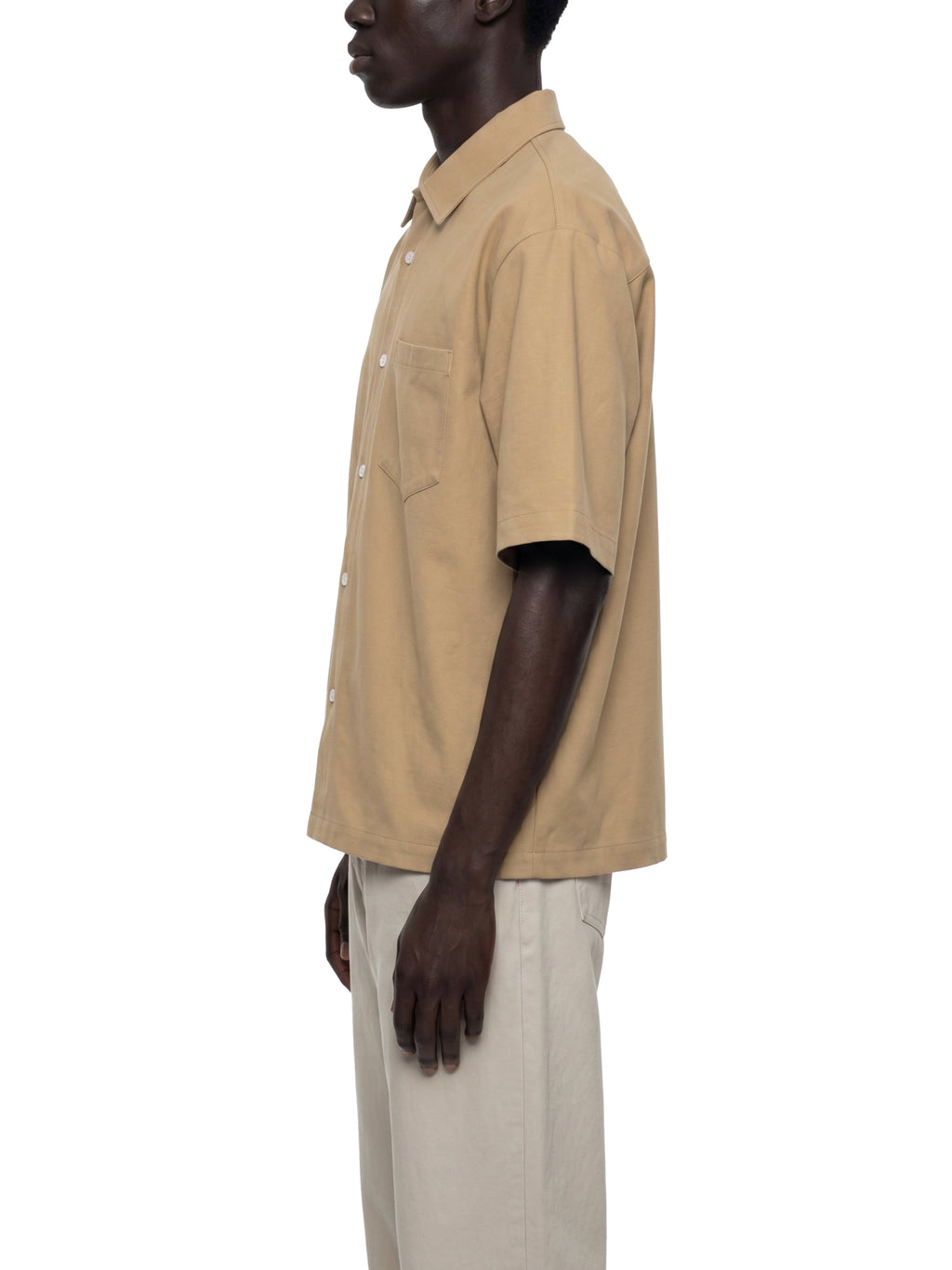HEAVYWEIGHT BUTTON UP