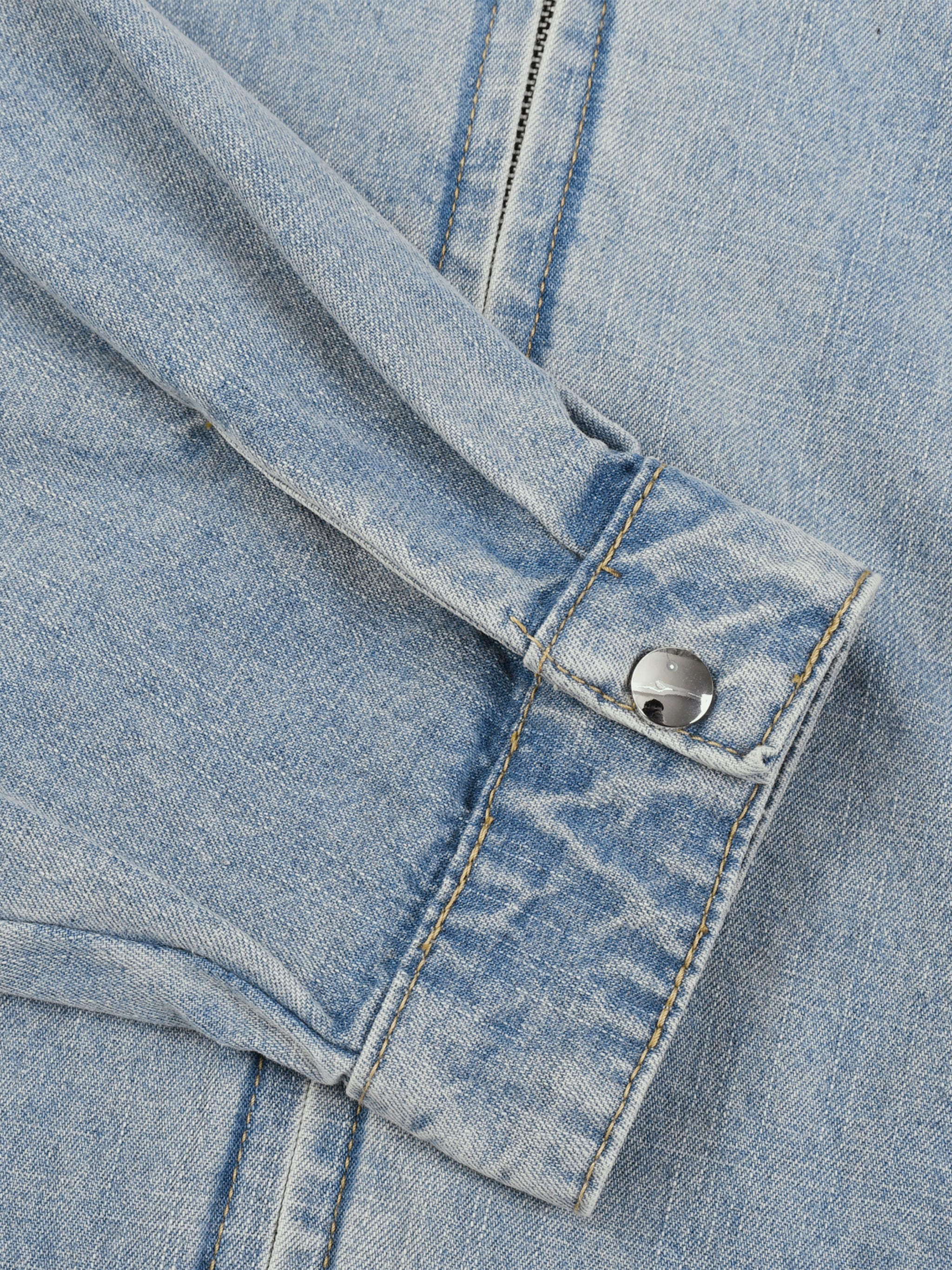VINTAGE DENIM JACKET