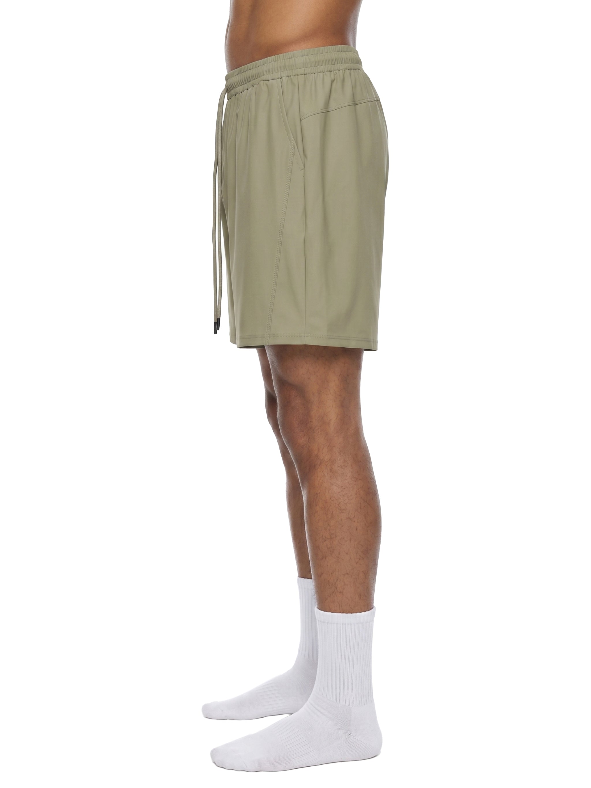 NYLON PERFORMANCE SHORTS